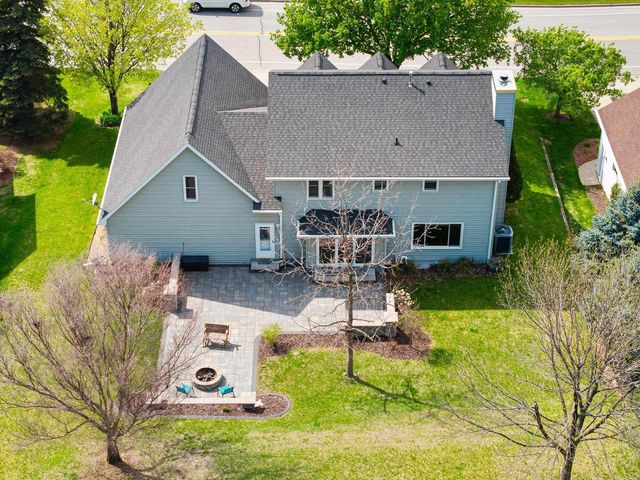 2951 VERCAUTEREN DRIVE, Green Bay, WI 54313