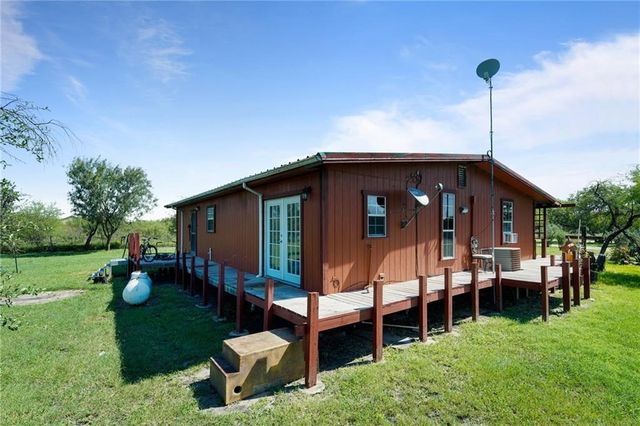 161 County Road 300, Orange Grove, TX 78372