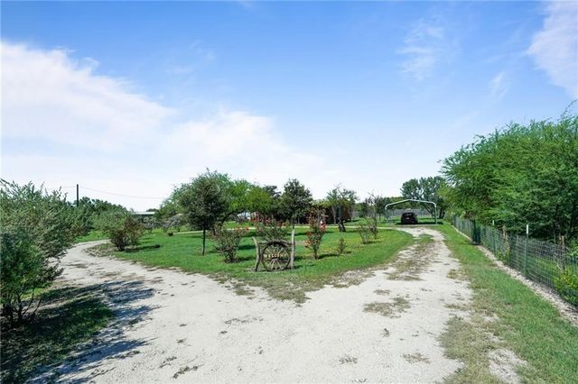 161 County Road 300, Orange Grove, TX 78372