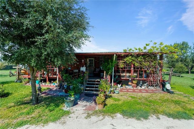 161 County Road 300, Orange Grove, TX 78372