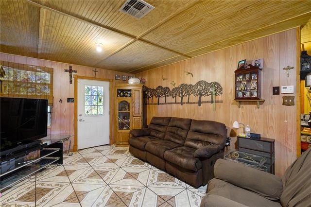 161 County Road 300, Orange Grove, TX 78372