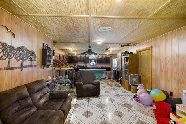 161 County Road 300, Orange Grove, TX 78372