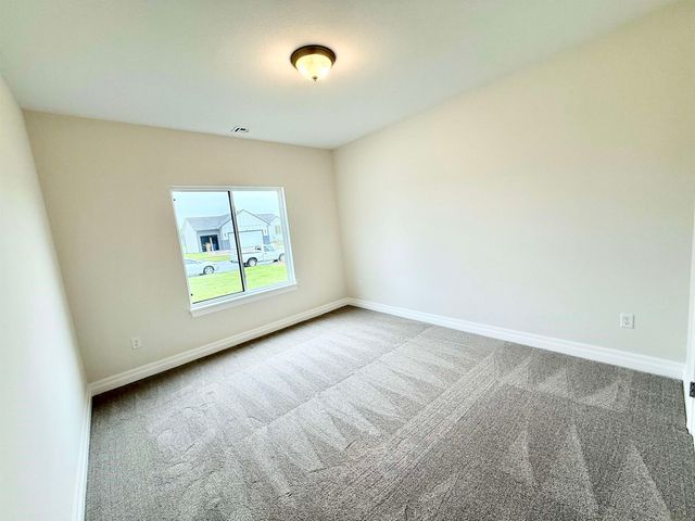 2612 S Willow Oak St, Wichita, KS 67230