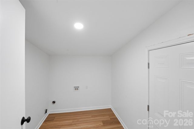 5906 Whitingham Drive, Charlotte, NC 28215