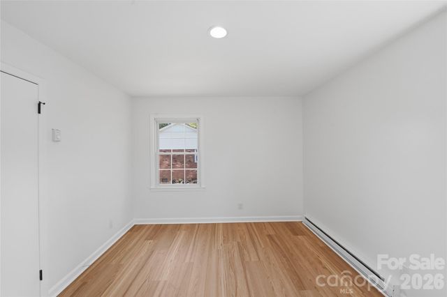 5906 Whitingham Drive, Charlotte, NC 28215