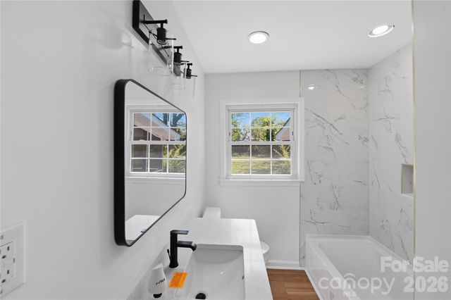 5906 Whitingham Drive, Charlotte, NC 28215