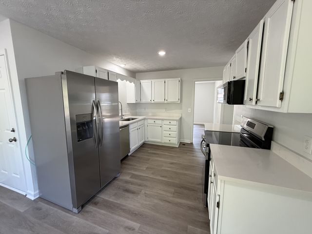 827 Neelys Chase Dr, Madison, TN 37115