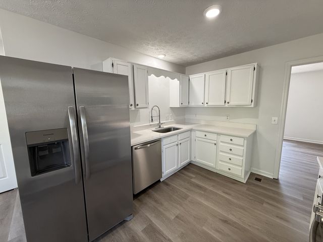 827 Neelys Chase Dr, Madison, TN 37115