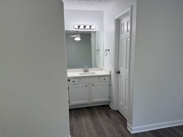 827 Neelys Chase Dr, Madison, TN 37115