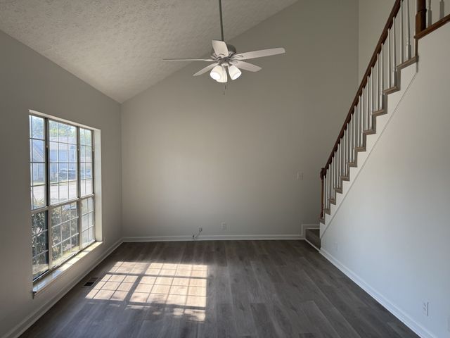 827 Neelys Chase Dr, Madison, TN 37115