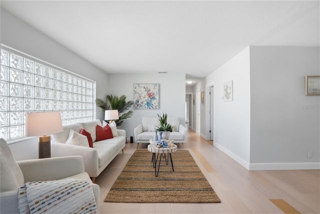 4043 SHORE ACRES BOULEVARD NE, St Petersburg, FL 33703