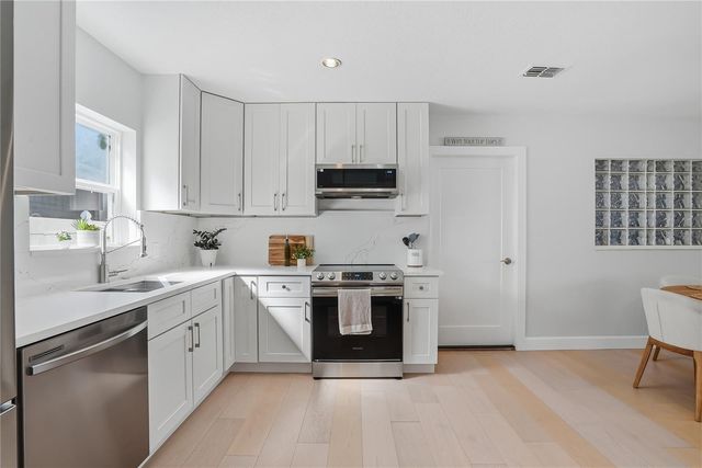 4043 SHORE ACRES BOULEVARD NE, St Petersburg, FL 33703