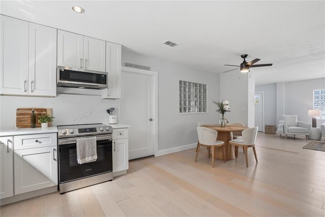 4043 SHORE ACRES BOULEVARD NE, St Petersburg, FL 33703