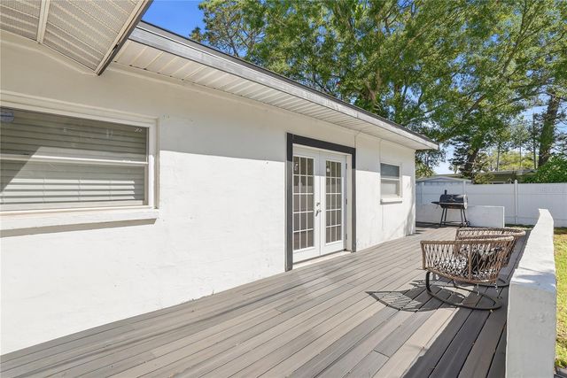 4043 SHORE ACRES BOULEVARD NE, St Petersburg, FL 33703