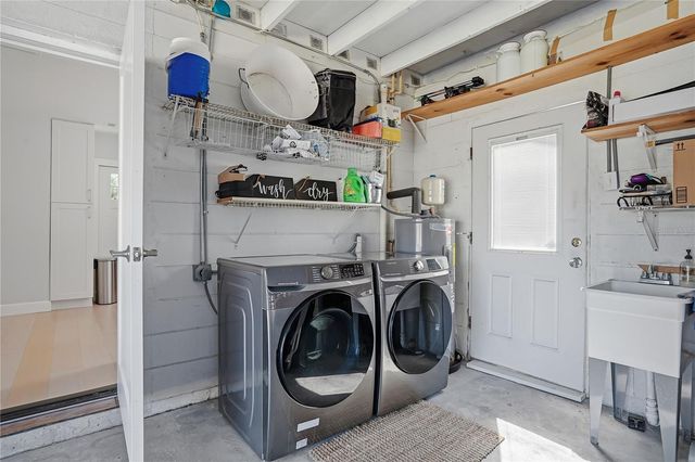 4043 SHORE ACRES BOULEVARD NE, St Petersburg, FL 33703