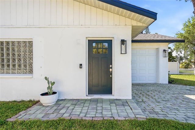 4043 SHORE ACRES BOULEVARD NE, St Petersburg, FL 33703