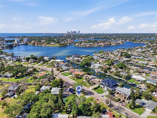 4043 SHORE ACRES BOULEVARD NE, St Petersburg, FL 33703