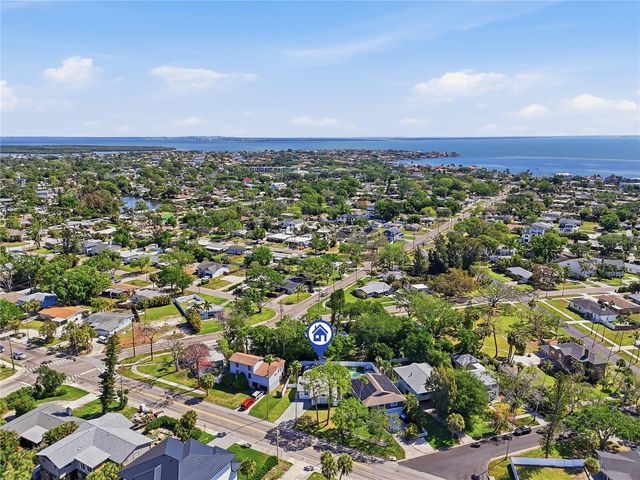 4043 SHORE ACRES BOULEVARD NE, St Petersburg, FL 33703