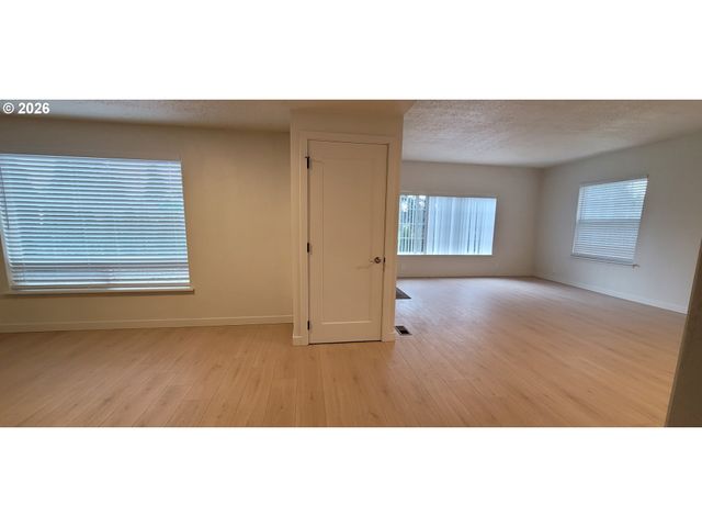 14425 Se 222ND Dr, Damascus, OR 97089