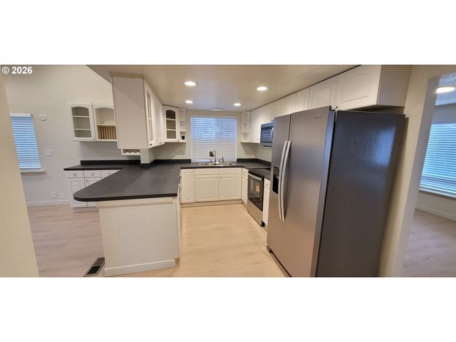 14425 Se 222ND Dr, Damascus, OR 97089