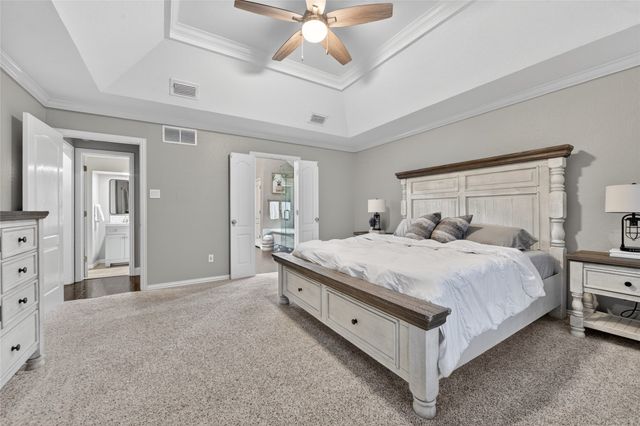 1917 Winding Creek Boulevard, Flower Mound, TX 75022