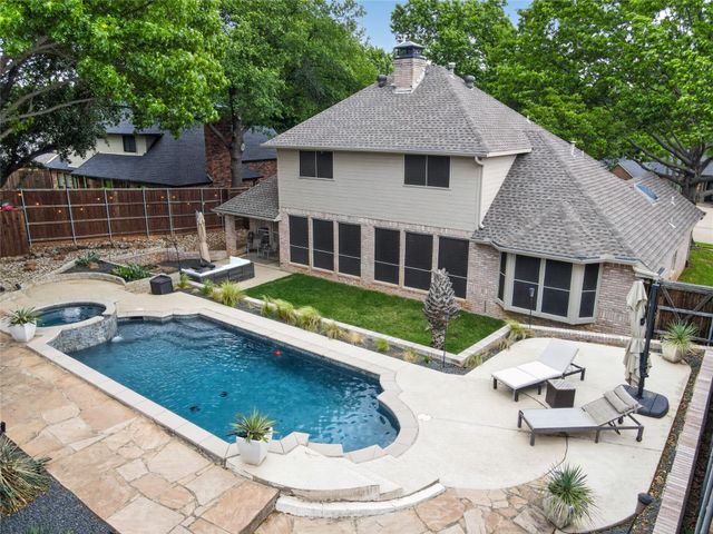 1917 Winding Creek Boulevard, Flower Mound, TX 75022