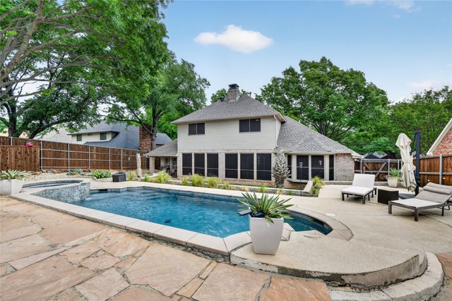1917 Winding Creek Boulevard, Flower Mound, TX 75022