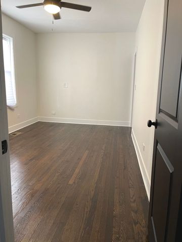 6553 S Eberhart Avenue, Chicago, IL 60637