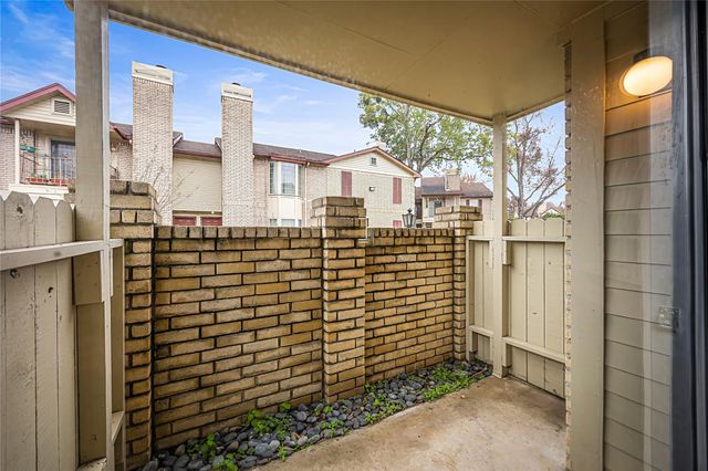 2120 El Paseo Street 803, Houston, TX 77054