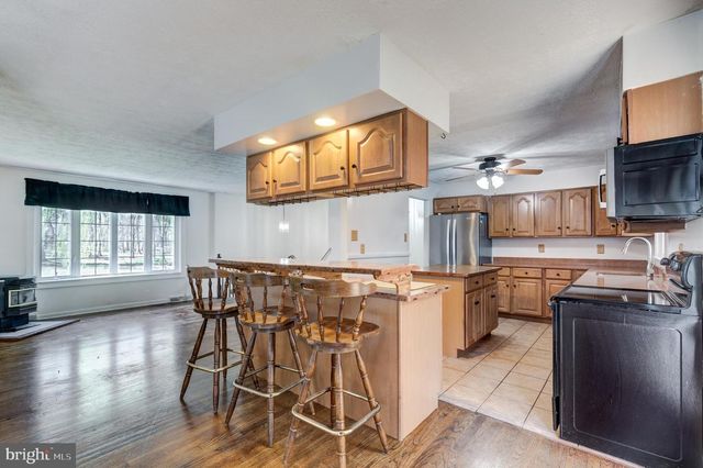 2203 GREEN HAVEN WAY, Hampstead, MD 21074