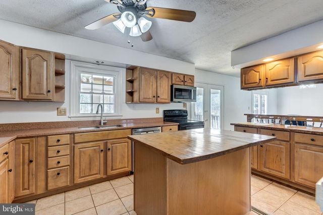 2203 GREEN HAVEN WAY, Hampstead, MD 21074