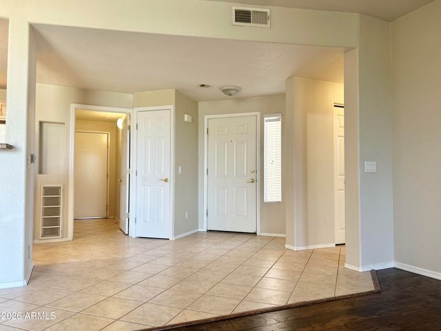 1335 E JUNE Street 110, Mesa, AZ 85203