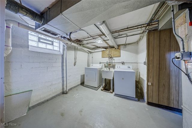 4431 Albertly Avenue, Parma, OH 44134