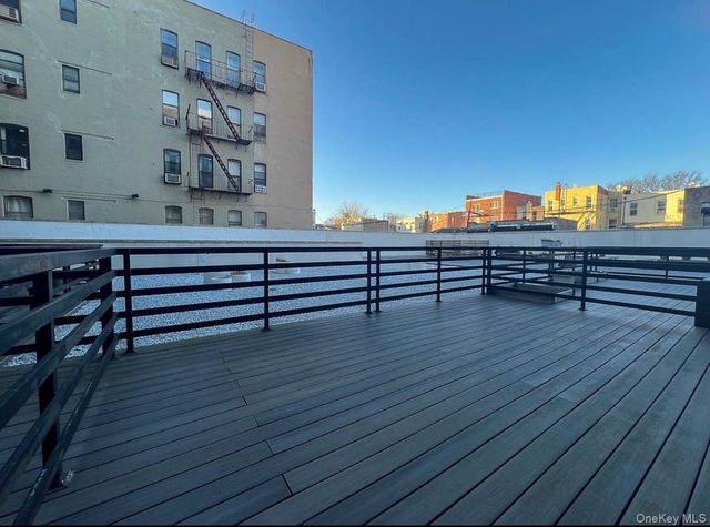 1433 31st Avenue 1F, Astoria, NY 11106