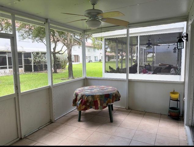 829 NW 208th Way, Pembroke Pines, FL 33029