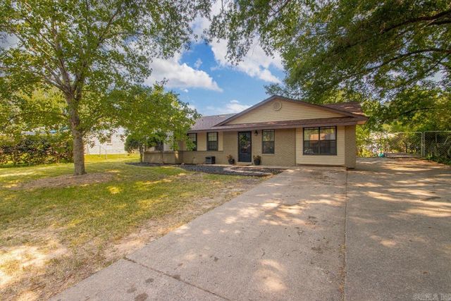 36 Georgeann Dr, Jacksonville, AR 72076