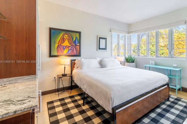 1036 Ocean Dr B201, Miami Beach, FL 33139