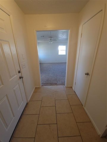 6800 Lancer Lane, Oklahoma City, OK 73132
