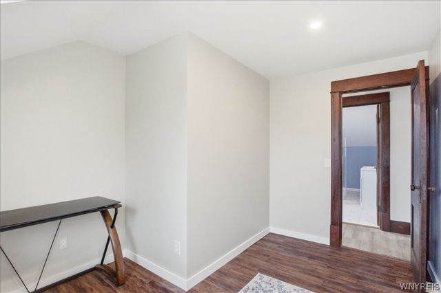 5041 Broadway, Lancaster, NY 14043