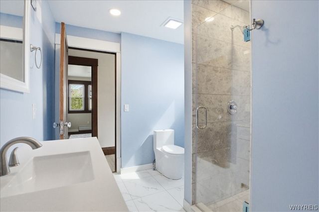 5041 Broadway, Lancaster, NY 14043