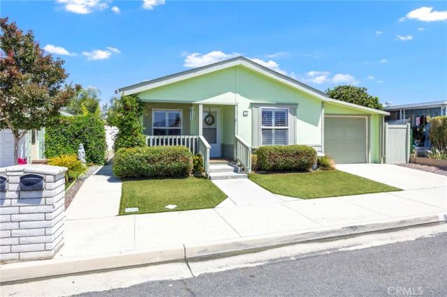 818 Portola, Hemet, CA 92543