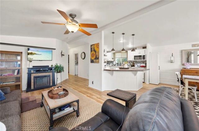 818 Portola, Hemet, CA 92543