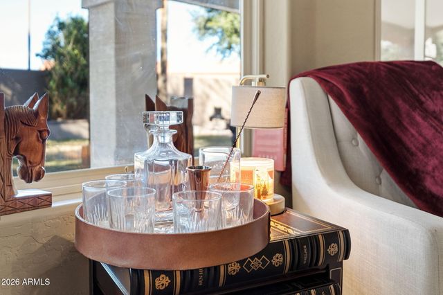 844 N ORACLE --, Mesa, AZ 85203