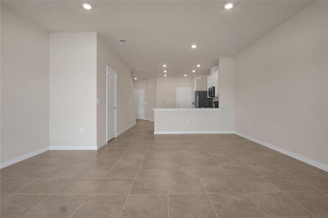 4292 CHESTER SPRINGS BOULEVARD, Davenport, FL 33837