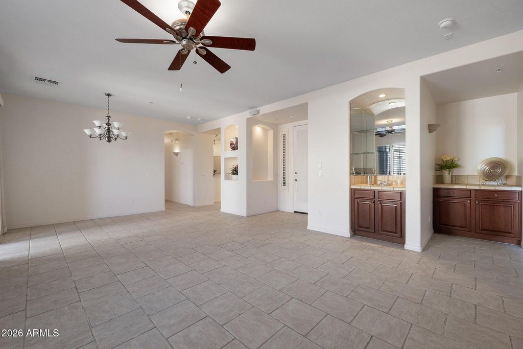 Image 11 of property listing at 7445 E EAGLE CREST Drive 1143, Mesa, AZ 85207