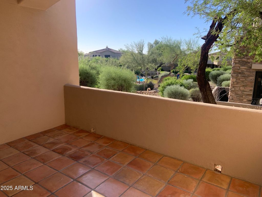 Image 8 of property listing at 7445 E EAGLE CREST Drive 1143, Mesa, AZ 85207