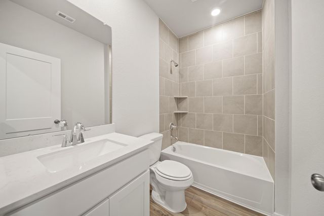 11602 Youngquist Drive, Mont Belvieu, TX 77535