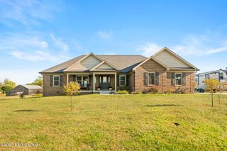 67 Tindale Dr, Taylorsville, KY 40071