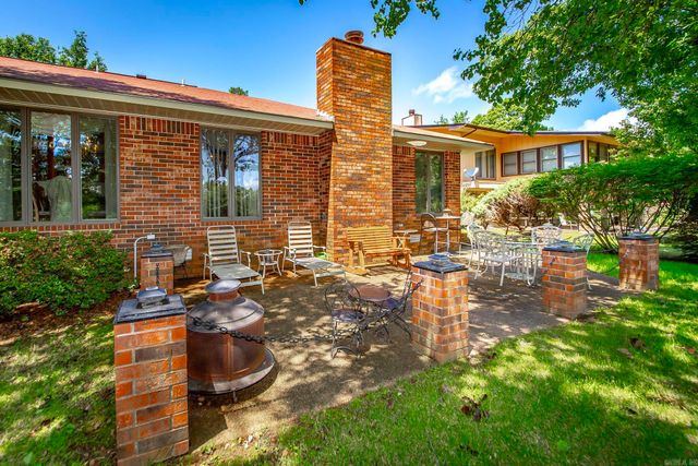 305 Snead Drive, Fairfield Bay, AR 72088