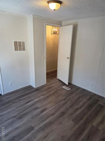 2417 E Main Street REAR, Belleville, IL 62221